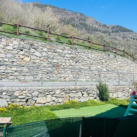 A Sarre Con Giardino E Vista Panoramica Apartament